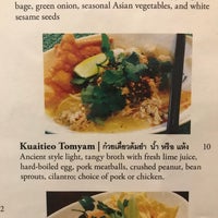 Foto diambil di Thai Charm Cuisine oleh Phillip D. pada 8/5/2018