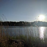 Photo taken at Pikku Huopalahden puisto by Stefano P. on 5/18/2018