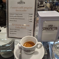 Foto diambil di Ideal Caffé Stagnitta oleh Stefano P. pada 12/29/2023