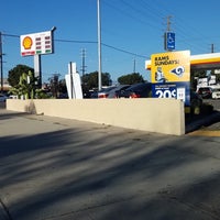 Photo taken at Shell by Omar M. on 9/14/2018