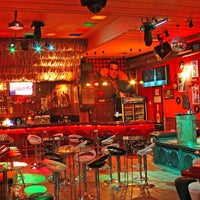 รูปภาพถ่ายที่ Karaoke Bar โดย Karaoke Bar เมื่อ 10/31/2013