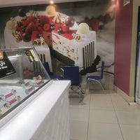 Photo taken at Baskin-Robbins by Abdullah Y. on 12/8/2020