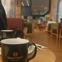 Photo taken at Gloria Jean&amp;#39;s Coffees by Abdullah Y. on 5/15/2017