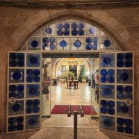 Photo taken at Ymca Three Arches Hotel Jerusalem by Елена Ш. on 11/15/2022