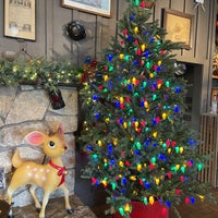 Photo taken at Cracker Barrel Old Country Store by Gulnara on 12/19/2020