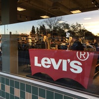 Levi's Outlet Store - 4 tips from 806 