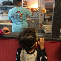 10/10/2015にMike N.がDuck Donutsで撮った写真