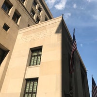 Photo taken at Federal Reserve Bank of St. Louis by Jon Z. on 7/19/2017