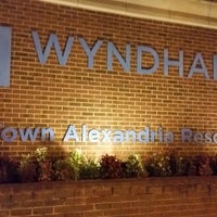 Foto tirada no(a) Wyndham Old Town Alexandria por Galina S. em 10/14/2017