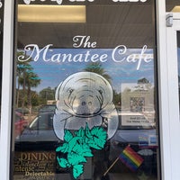 รูปภาพถ่ายที่ Manatee Cafe โดย Barbara S. เมื่อ 9/2/2023