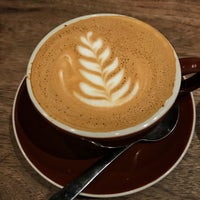 11/30/2017 tarihinde Hana K.ziyaretçi tarafından Plowshares Coffee Bloomingdale'de çekilen fotoğraf
