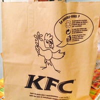 Снимок сделан в KFC пользователем Sousou B. 9/28/2014