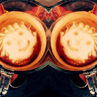 10/22/2015에 Димитър К.님이 Cafe Latte에서 찍은 사진