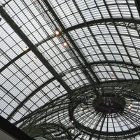 Photo taken at Louis Vuitton au Grand Palais by Jw Y. on 4/2/2016