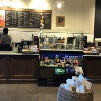 Foto tirada no(a) Peet&amp;#39;s Coffee &amp;amp; Tea por Dianna M. em 6/11/2018