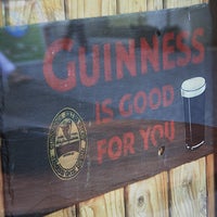 Снимок сделан в Fitzpatrick&amp;#39;s Irish Bar пользователем Fitzpatrick&amp;#39;s Irish Bar 11/21/2013
