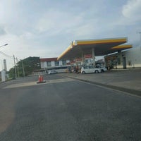 Photo taken at Shell by Ariff A. on 12/8/2016