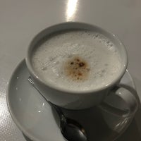 Foto tirada no(a) Osmanlı Cafe &amp;amp; Bar por Deniz O. em 11/9/2018