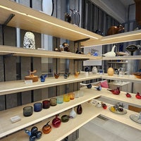 Photo taken at iittala / イッタラ 玉川高島屋S.C by LIm E. on 1/28/2024