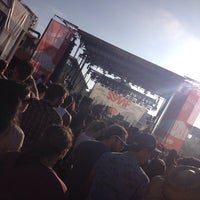 รูปภาพถ่ายที่ Sunset Strip Music Festival โดย elbe เมื่อ 8/4/2013