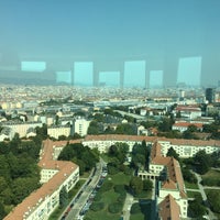 9/14/2016 tarihinde Vladimir Y.ziyaretçi tarafından Das Turm'de çekilen fotoğraf