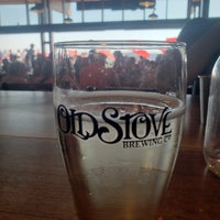 Photo taken at Old Stove Brewing Co - Marketfront by Beverly Z. on 6/22/2023