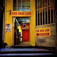 Das Foto wurde bei Foie Gras Luxe von Foie Gras Luxe am 11/4/2013 aufgenommen