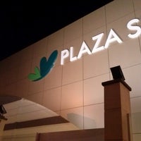 รูปภาพถ่ายที่ Plaza Shopping Itavuvu โดย Cassio N. เมื่อ 9/27/2012