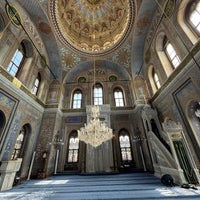 Photo taken at Pertevniyal Valide Sultan Camii by Rıza U. on 3/23/2024