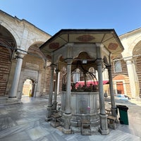 Photo taken at Laleli Mosque by Rıza U. on 3/23/2024