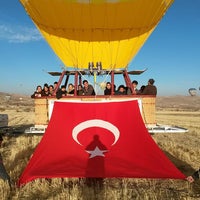 Foto tirada no(a) Turkiye Balloons por Turkiye Balloons em 11/5/2013