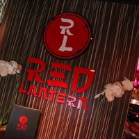 Photo prise au Red Lantern Restaurant and Lounge par Red Lantern Restaurant and Lounge le11/4/2013