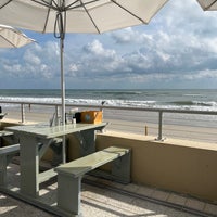 Foto tirada no(a) The Beach Bucket por Mare Z. em 9/18/2023