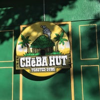 Foto tirada no(a) Cheba Hut Toasted Subs por Anna G. em 7/4/2016
