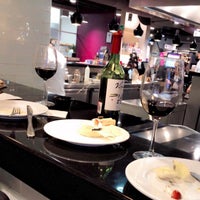 Photo taken at Experiencia Gourmet by Solecinni on 6/10/2023