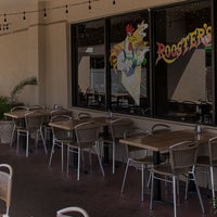 Foto scattata a Rooster&amp;#39;s Restaurant da Rooster&amp;#39;s Restaurant il 5/31/2016