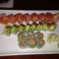 Foto tomada en Kazu Japanese Restaurant  por Brett O. el 11/14/2012
