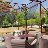 Foto diambil di Sant Cugat Hotel &amp;amp; Restaurant oleh Janet B. pada 6/29/2023