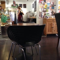 Foto scattata a Lashings Coffee House da Janet B. il 6/21/2014