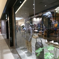 Arc Teryx Outdoor Supply Store In 横浜市