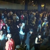 Foto tirada no(a) Baile Charme do Viaduto de Madureira por Guilherme C. em 9/30/2012