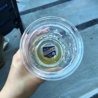 Das Foto wurde bei Bull Durham Beer Company von Kaitlin am 6/20/2016 aufgenommen