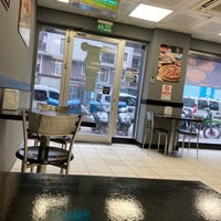 Photo taken at Domino&amp;#39;s Pizza by Boran on 3/22/2023