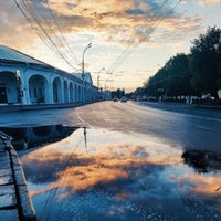 Photo taken at Советская (Воскресенская) площадь by Yulia 🐾 on 9/6/2021