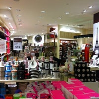 Photo taken at iwannagohome! by ,7TOMA™®🇸🇬 S. on 8/31/2012