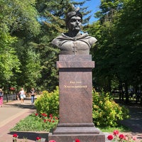 Photo taken at памятник Богдану Хмельницкому by Sergey L. on 6/22/2018