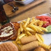 Photo taken at Rodi Burger More by Zülal E. on 1/4/2018