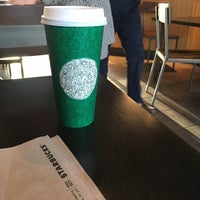 Photo taken at Starbucks by Yuki U. on 11/5/2016