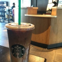 Photo taken at Starbucks by Yuki U. on 7/24/2016