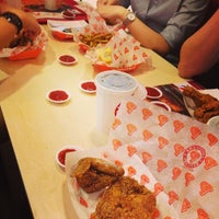Photo taken at Popeyes Louisiana Kitchen by Candice A. on 2/18/2014